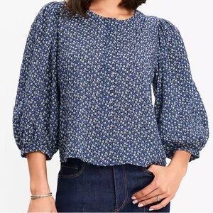 Garden Balloon Sleeve Blouse